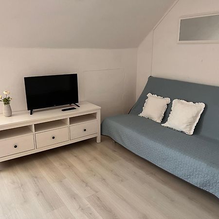 Pacsirta Apartman Grand Eger Buitenkant foto
