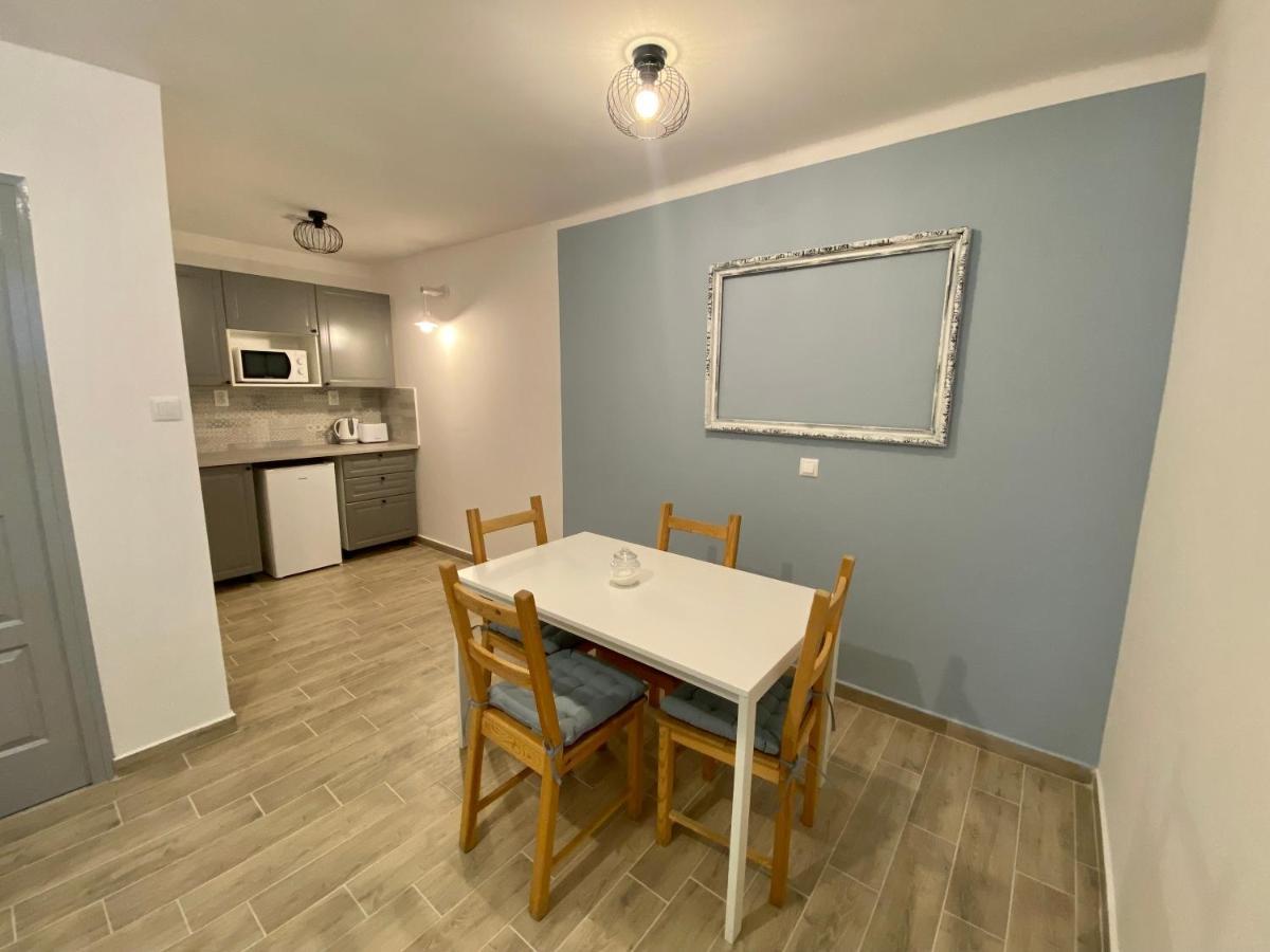 Pacsirta Apartman Grand Eger Buitenkant foto